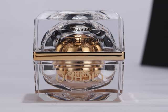 热血鲜红的图片大全